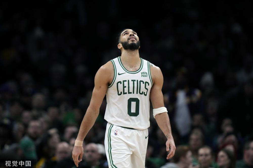 它不仅对受 它不仅对受